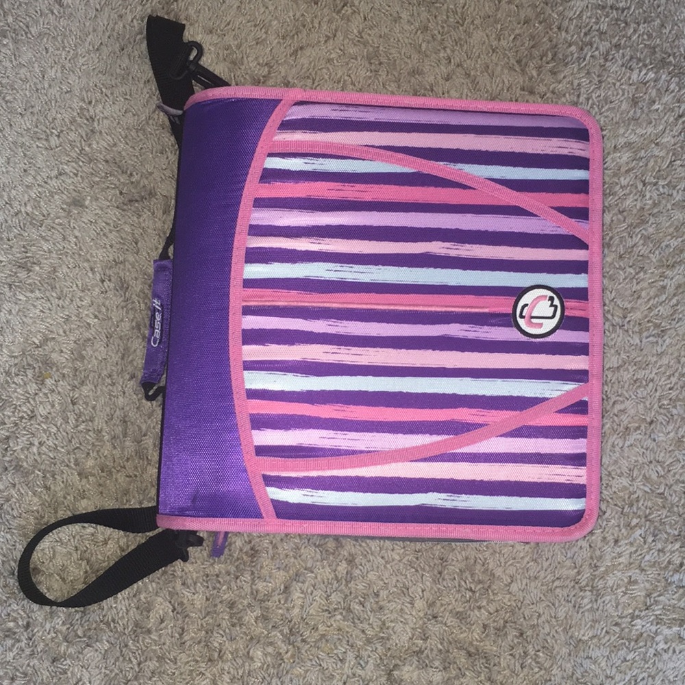 3 inch 3 ring binder.